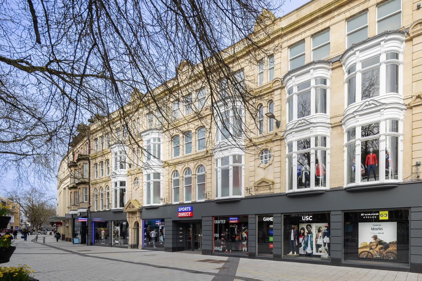 Heritage city-centre retail flagship delivered by James Perry